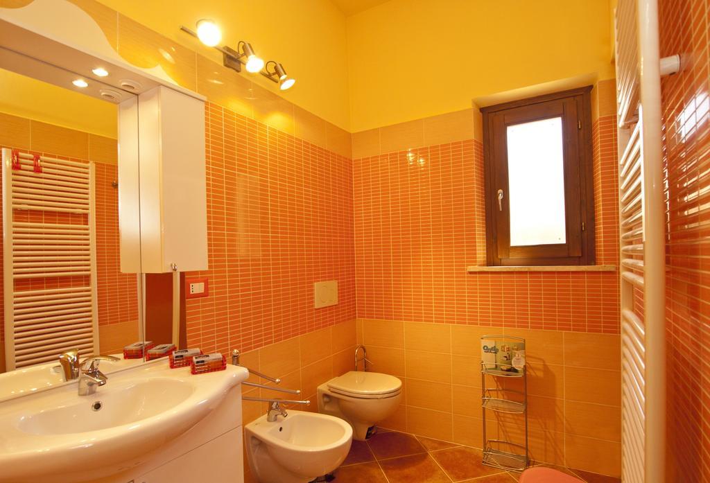 Le Camere di Nonna Mara Montescudaio Camera foto