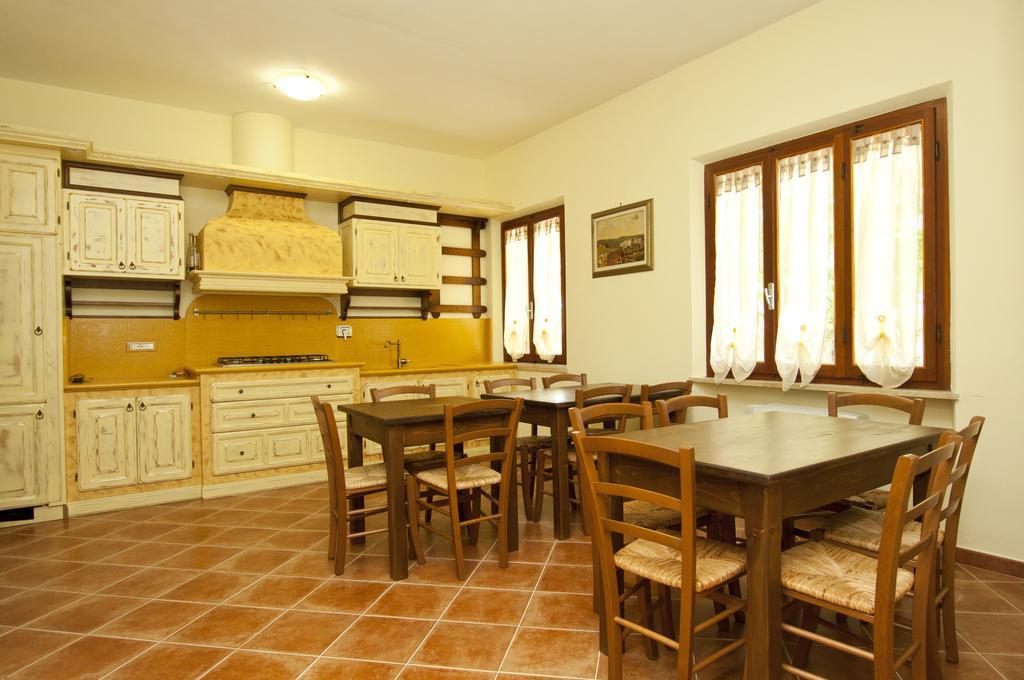 Le Camere di Nonna Mara Montescudaio Camera foto